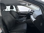 Volkswagen Golf 1.5 TSI Life Sfeerverlichting Navigatie Parkeersensoren App-Connect