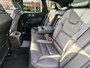 Volvo XC60 T6 AWD 350PK Plug-in hybrid Plus Black Edition | BLIS | H&K | 360 Camera | Pano | Luchtvering | Keyless |
