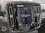 Volvo XC40 T5 262PK Plug-in Hybrid R-Design | BLIS | Pano | H&K | Stoel/stuur Verwarm. | Elektr. stoelen/Kofferklep |