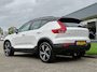 Volvo XC40 T5 262PK Plug-in Hybrid R-Design | BLIS | Pano | H&K | Stoel/stuur Verwarm. | Elektr. stoelen/Kofferklep |