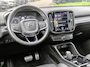 Volvo XC40 T5 262PK Plug-in Hybrid R-Design | BLIS | Pano | H&K | Stoel/stuur Verwarm. | Elektr. stoelen/Kofferklep |