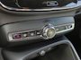 Volvo XC40 T2 130PK Automaat Momentum | Carplay | PDC V+A | Cruise Control | 18'' | DAB |