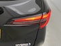 Toyota Corolla Touring Sports Hybrid 140 Business Plus | Dealer onderhouden | Elektrische achterklep | Parkeersensoren voor+achter | Stoelverwarming | Draadloze telefoonlader | Navigatie | Apple CarPlay/Android Auto | Cruise Contro afger 19-8