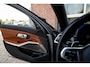 BMW 3-Serie M340i xDrive Touring | Harman/Kardon | Merino Leder Tartufo | 22.236 km! | Memory | Adaptief M-Onderstel | Stuurverw. | 19' Inch |