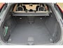 Volvo XC60 T6 Plug-in hybrid AWD Core Business Edition | Harman Kardon Geluidsinstallatie | Stuurwiel Verwarmbaar | Stoelen voor/achter verwarmbaar | 360 Graden Camera | Adaptieve Cruise Control | Pilot Assist | Extra getinte ramen achter | 21'' Lichtmetalen velgen