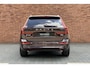 Volvo XC60 T6 Plug-in hybrid AWD Core Business Edition | Harman Kardon Geluidsinstallatie | Stuurwiel Verwarmbaar | Stoelen voor/achter verwarmbaar | 360 Graden Camera | Adaptieve Cruise Control | Pilot Assist | Extra getinte ramen achter | 21'' Lichtmetalen velgen