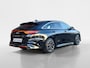 Kia ProCeed 1.5 T-GDi GT-Line | Stoel en stuurverwarming | Navigatie | Elektrische achterklep | Camera | Climate control | Apple Carplay / Android Auto |