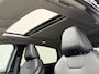 Nissan Ariya Evolve 91 kWh / SOH 99% / Stoelverwarming voor en achter / Schuif-kantel dak / Stoelventilatie / Stuurverwarming / 100% dealer onderhouden / Elektrisch verstelbare stoelen met geheugen / Elektrische achterklep / Adaptieve cruise control / Apple Carplay/Android Auto /