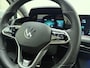 Volkswagen Golf 1.5 eTSI R-Line Business | Automaat | Schuif/Kanteldak | Standkachel | Stoelverwarming | Camera | Adaptieve Cruise | Apple Carplay / Android Auto | Achterbankverwarming |