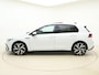 Volkswagen Golf 1.5 eTSI R-Line Business | Automaat | Schuif/Kanteldak | Standkachel | Stoelverwarming | Camera | Adaptieve Cruise | Apple Carplay / Android Auto | Achterbankverwarming |