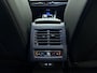 Volkswagen Golf 1.5 eTSI R-Line Business | Automaat | Schuif/Kanteldak | Standkachel | Stoelverwarming | Camera | Adaptieve Cruise | Apple Carplay / Android Auto | Achterbankverwarming |