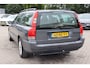 Volvo V70 2.4 Comfort Line | Nieuw APK | Automaat | Stoelverwarming | Climate control | Cruise control | Onderhouden V70!