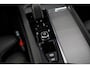 Volvo XC60 2.0 T8 Plug-in hybrid AWD Plus Bright Volvo XC60 2.0 Recharge T8 AWD Plus Bright | Long Range | Trekhaak | Harman Kardon | 360 Camera | Stoel en Stuurverwarming | BLIS | Donker Glas |