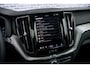 Volvo XC60 2.0 T8 Plug-in hybrid AWD Plus Bright Volvo XC60 2.0 Recharge T8 AWD Plus Bright | Long Range | Trekhaak | Harman Kardon | 360 Camera | Stoel en Stuurverwarming | BLIS | Donker Glas |