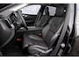 Volvo XC60 2.0 T8 Plug-in hybrid AWD Plus Bright Volvo XC60 2.0 Recharge T8 AWD Plus Bright | Long Range | Trekhaak | Harman Kardon | 360 Camera | Stoel en Stuurverwarming | BLIS | Donker Glas |