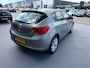 Opel Astra 1.4 Cosmo/ airco/cruise/PDC achter/LM velgen/dealer onderhouden/6 maanden garantie