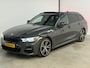 BMW 3-Serie Touring 318i High Executive M-pakket Panoramadak Trekhaak HUD