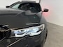 BMW 3-Serie Touring 318i High Executive M-pakket Panoramadak Trekhaak HUD