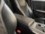BMW 3-Serie Touring 318i High Executive M-pakket Panoramadak Trekhaak HUD