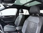 Volkswagen T-Roc 1.5 TSI R-Line Business | Pano dak | Elek Achterklep | Navigatie | Camera | Stoelverwarming |