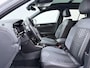 Volkswagen T-Roc 1.5 TSI R-Line Business | Pano dak | Elek Achterklep | Navigatie | Camera | Stoelverwarming |