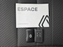 Renault Espace E-Tech full hybrid 200 esprit Alpine 7p. / Fabrieksgarantie tot 10-2027 / All season banden / Trekgewicht 1500 kg / panoramadak var. transparantie / Stuur- Stoel & Voorruitverwarming / Elektrische achterklep / Head Up Display / Rondomzicht camera /