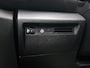 Citroën E-C4 You 50 kWh 136pk | Navigatie via Apple Carplay / Android Auto | Achteruitrijcamera | Climate Control | Cruise Control | Parkeersensoren | DAB+ radio | Armsteun | Stof/kunstlederen comfortstoelen | Volledig digitaal instrumentenpaneel | Adaptief demping systeem | 18” lichtmetalen velgen |
