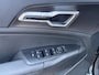 Kia Sportage 1.6 T-GDi Hybrid DynamicLine PHEV NIEUWE AUTO! | 10jr FABR. GARANTIE KIA | ELECTR. ACHTERKLEP | DODEHOEK CENSOR | ELECTR. STOELEN | STOEL en STUURWIELVERWARMING
