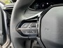 Peugeot 2008 1.2 Turbo 100 PK Allure | Navigatie | Trekhaak 1200 KG | Climate Control | Parkeersensoren | LED Verlichting | Hoge Zitpositie | Dakrails | Cruise Control | 17" Lichtmetalen Velgen |