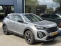 Peugeot 2008 1.2 Turbo 100 PK Allure | Navigatie | Trekhaak 1200 KG | Climate Control | Parkeersensoren | LED Verlichting | Hoge Zitpositie | Dakrails | Cruise Control | 17" Lichtmetalen Velgen |