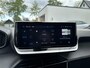 Peugeot 2008 1.2 Turbo 100 PK Allure | Navigatie | Trekhaak 1200 KG | Climate Control | Parkeersensoren | LED Verlichting | Hoge Zitpositie | Dakrails | Cruise Control | 17" Lichtmetalen Velgen |