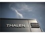 Peugeot 2008 1.2 Turbo 100 PK Allure | Navigatie | Trekhaak 1200 KG | Climate Control | Parkeersensoren | LED Verlichting | Hoge Zitpositie | Dakrails | Cruise Control | 17" Lichtmetalen Velgen |