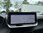 Peugeot 2008 1.2 Turbo 100 PK Allure | Navigatie | Trekhaak 1200 KG | Climate Control | Parkeersensoren | LED Verlichting | Hoge Zitpositie | Dakrails | Cruise Control | 17" Lichtmetalen Velgen |