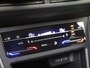 Volkswagen Taigo 1.0 TSI R-Line | Panoramadak | Digital cockpit Pro | Adaptieve cruise control | Parkeersensoren | Sfeerverlichting | LED verlichting | Climate control |