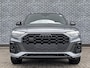 Audi Q5 55 TFSIe S-Edition | Zwart Optiek | Lichtmetalen Velgen 20 inch | Dinamica-Leder Bekleding | Matrix-LED Koplampen | Dodehoekdetectie | Privacy Glas | MMI Navigatie | Elektrische Achterklep | Achteruitrijcamera | Parkeersensoren | Virtual Cockpit | Plug-in Hybrid (PHEV)