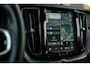 Volvo XC60 2.0 T6 Plug-in Hybrid AWD Ultimate Dark | Panorama | Head-Up | Harman/Kardon | Trekhaak | ACC | Memory | 20' Inch |