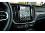 Volvo XC60 2.0 T6 Plug-in Hybrid AWD Ultimate Dark | Panorama | Head-Up | Harman/Kardon | Trekhaak | ACC | Memory | 20' Inch |