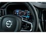 Volvo XC60 2.0 T6 Plug-in Hybrid AWD Ultimate Dark | Panorama | Head-Up | Harman/Kardon | Trekhaak | ACC | Memory | 20' Inch |