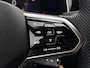 Volkswagen T-Roc 1.0 TSI R-Line Business | Achteruitrijcamera | Parkeersensoren | Parkeerassistent | ArtVelours | Stoelmassage | Stoelverwarming | LED Koplampen | Navigatie Discover Media | Apple Carplay | Android Auto | Privacy Glas | Two-Tone |