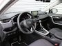 Toyota RAV4 2.5 Hybrid AWD Dynamic | 18" LM | Trekhaak | Camera binnenspiegel | 360 Camera | Cruise adapt. | Dodehoek detectie | Elek. achterklep | LM winterset |