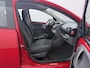 Toyota Aygo 1.0-12V + | Weinig Km's | Dealer onderhouden | 5-Deurs |