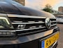 Volkswagen Tiguan 2.0 TSI 4Motion Highline|Pano|Camera|Trekhaak|Heaad Up|Stoelverwarming|leder|Nap