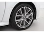 Toyota Yaris 1.5 Hybrid Executive | Panoramadak | Dodehoek detectie | JBL | Apple Carplay / Android Auto | Head-up display | Stoel-/stuurverwarming | Parkeersensoren voor/achter | 17 inch