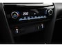 Toyota Yaris Cross 1.5 Hybrid Dynamic | Dodehoek detectie | Parkeersensoren voor/achter | Apple Carplay / Android Auto | Stoel-/stuurverwarming | Adaptive Cruise | Full LED | Keyless | Clima | Camera | 17 inch | ALL SEASON