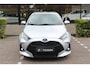 Toyota Yaris 1.5 Hybrid Dynamic Limited | Rijklaar | Apple/Android | Stoel/Stuur-verw. | Adap. Cruise | Keyless | LED | Camera | Clima