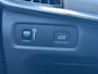Volvo V90 2.0 T4 Momentum | Pilot Assist | BLIS | Memory | Leder | Standkachel | Stoel- & stuurverwarming | CarPlay |