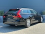 Volvo V90 2.0 T4 Momentum | Pilot Assist | BLIS | Memory | Leder | Standkachel | Stoel- & stuurverwarming | CarPlay |
