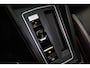 Volkswagen Golf 2.0 TSI GTI Akrapovič Panoramadak Harman&Kardon Sterrenhemel 19''LM