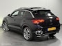 Volkswagen T-Roc 1.5 TSI DSG R-LINE | PANO | KEYLESS | SPORT