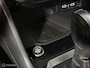 Volkswagen T-Roc 1.5 TSI DSG R-LINE | PANO | KEYLESS | SPORT